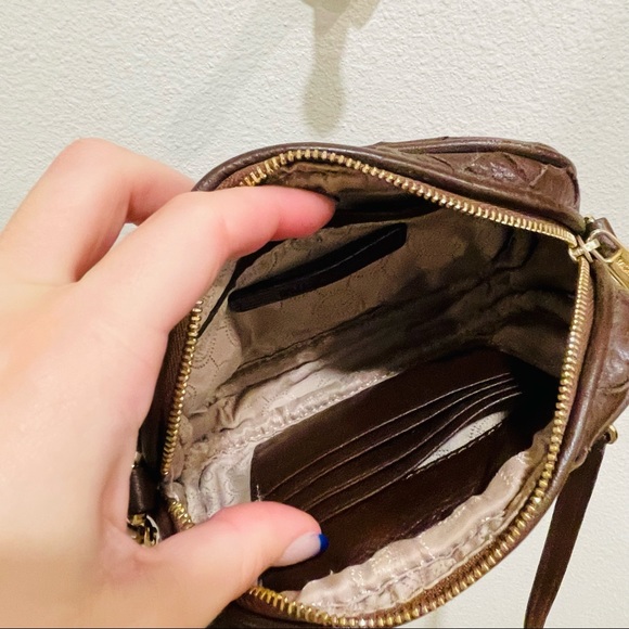 Michael Kors 6 inch Crossbody Woven Purse - Picture 9 of 10